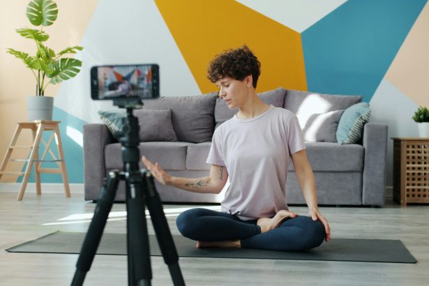 Best Phones for YouTube Creators in 2026 (Ultimate Buyer Guide)